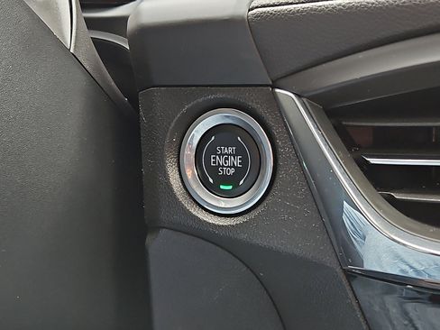 Certified 2025 Buick Encore GX Avenir w/ Avenir Technology Package FWD image 24
