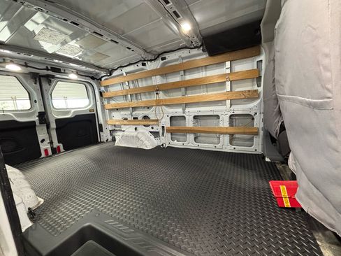 Used 2018 Ford Transit 250 130 Low Roof w/ Exterior Upgrade Package image 11