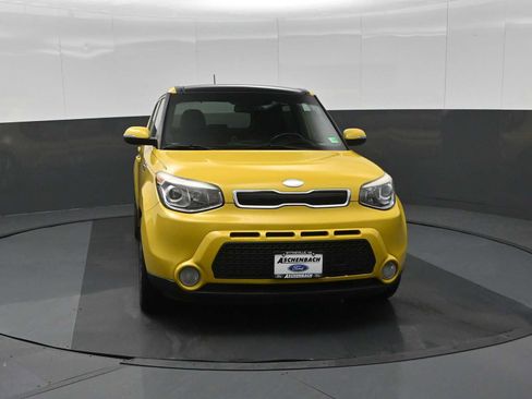 Used 2014 Kia Soul ! w/ Sun & Sound Package FWD image 3