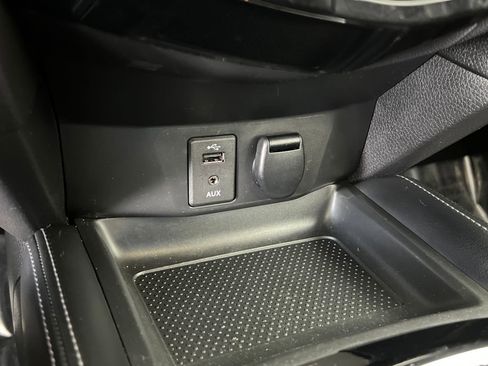 Used 2017 Nissan Rogue Sport SL w/ SL Premium Package FWD image 34