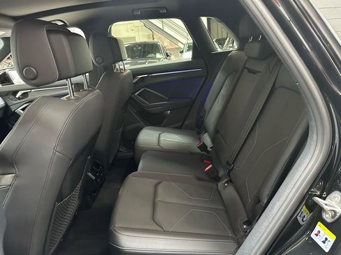 Used 2022 Audi Q3 2.0T Premium Plus AWD/4WD image 14