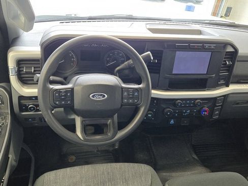 Used 2024 Ford F250 XLT w/ FX4 Off-Road Package image 17