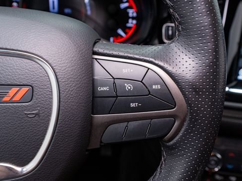 Used 2023 Dodge Durango SXT image 23