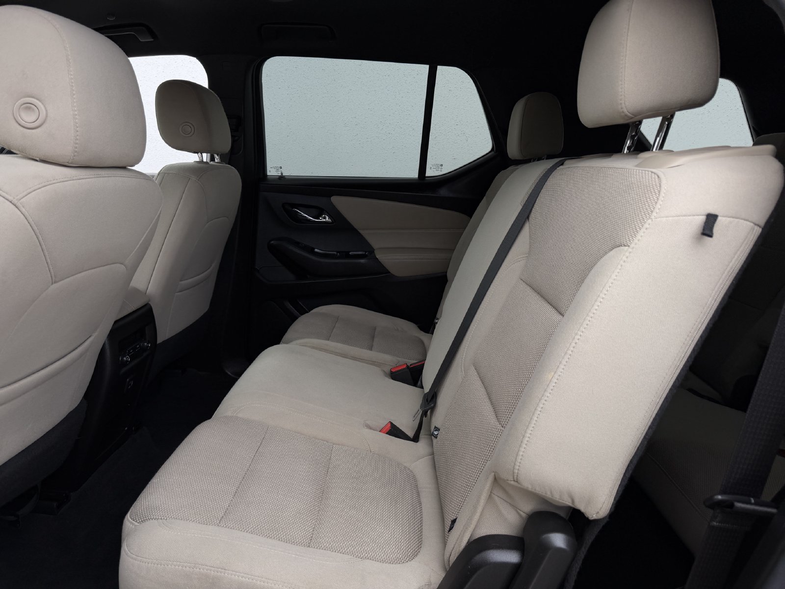 Used 2022 Chevrolet Traverse LS FWD image 26