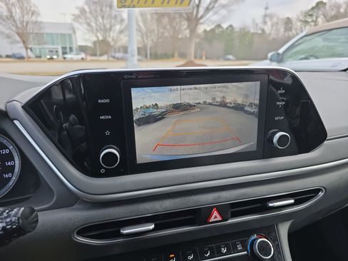 Used 2022 Hyundai Sonata SE image 21