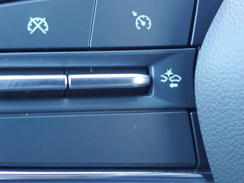 Certified 2024 Honda Prologue Touring image 35