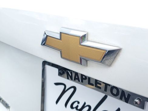 Used 2025 Chevrolet Blazer LT FWD image 8