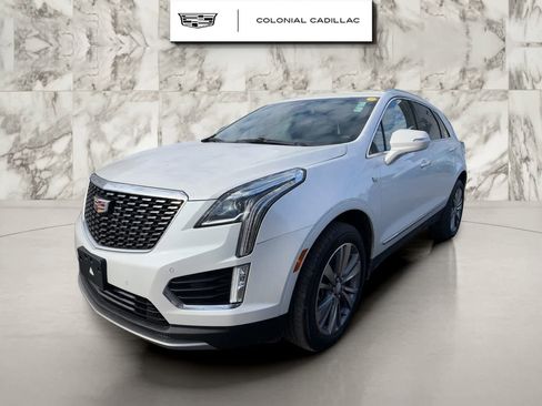 Used 2025 Cadillac XT5 Premium Luxury image 1