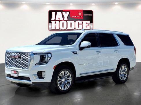 Used 2023 GMC Yukon Denali AWD/4WD image 3