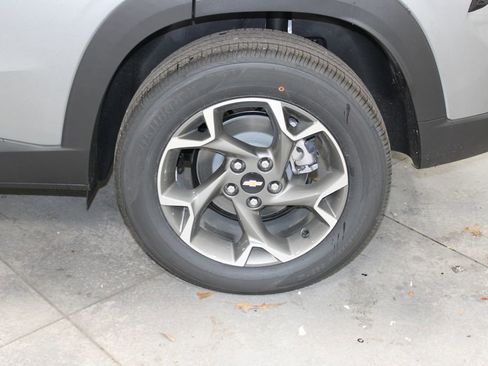 New 2026 Chevrolet Trax LT w/ Driver Confidence Package image 48