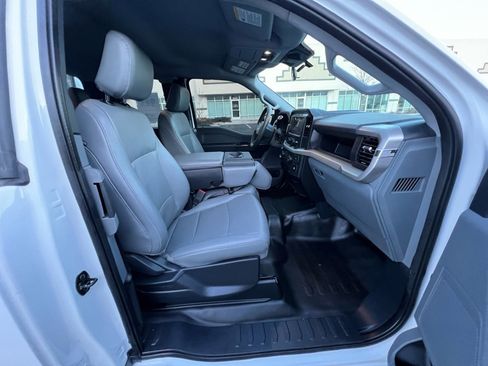 Used 2022 Ford F150 XL w/ Trailer Tow Package image 12