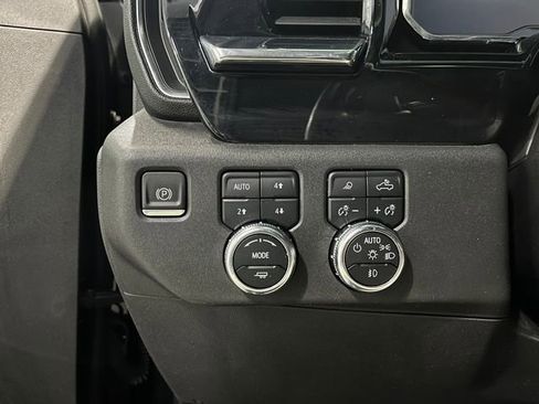 Certified 2023 GMC Sierra 1500 SLT w/ SLT Premium Plus Package image 27