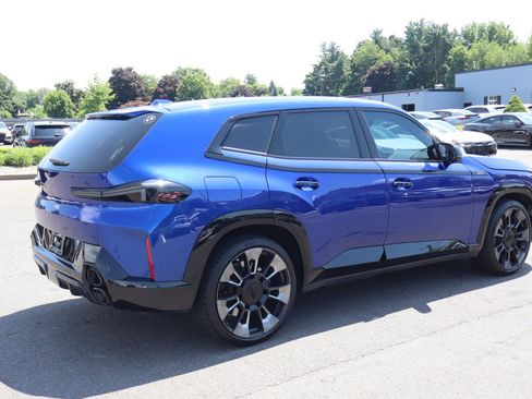 Used 2024 BMW XM AWD/4WD image 5