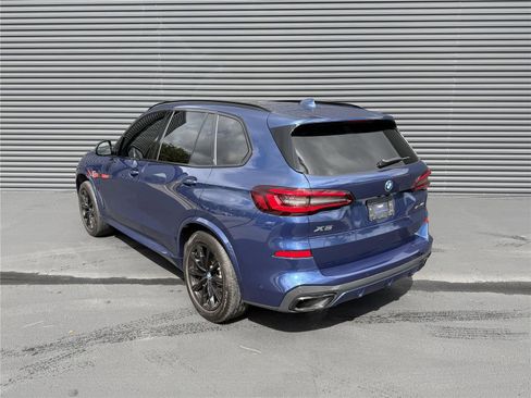 Used 2022 BMW X5 xDrive45e w/ M Sport Package AWD/4WD image 3