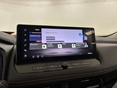 Used 2024 Nissan Rogue SL AWD/4WD image 26