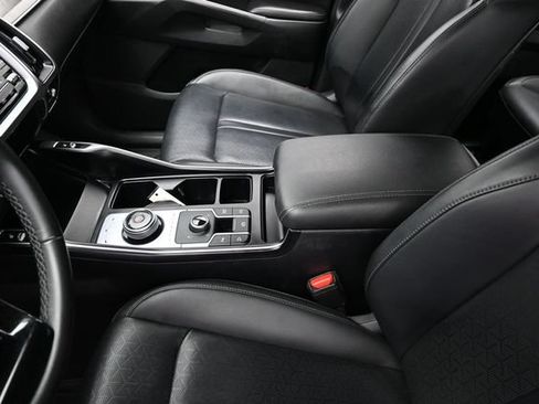 Used 2023 Kia Sorento EX AWD/4WD image 19