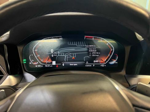 Used 2022 BMW 330i xDrive Sedan w/ Driving Assistance Package image 19
