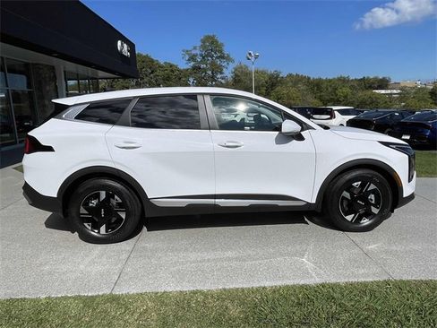New 2026 Kia Sportage LX image 20
