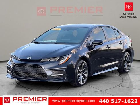 Certified 2022 Toyota Corolla SE FWD image 1
