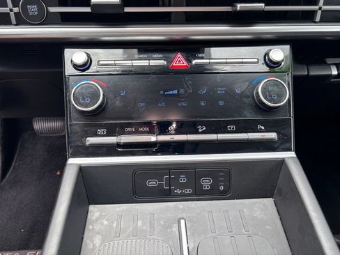 Used 2026 Hyundai Santa Fe SEL FWD image 32