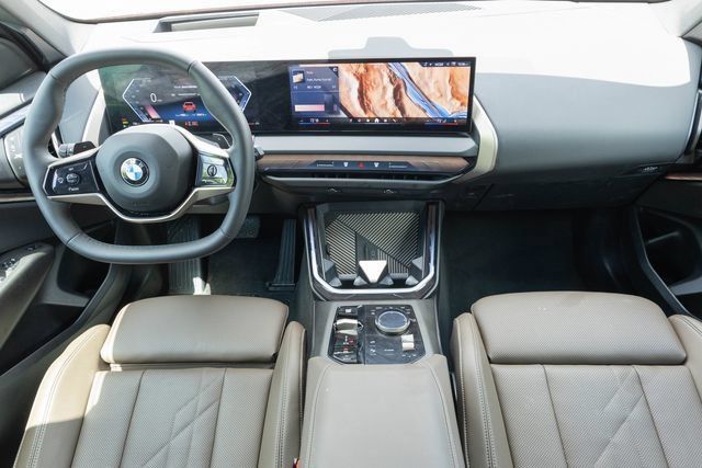 Used 2025 BMW X3 xDrive30i AWD/4WD image 22