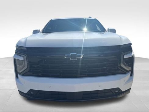 New 2026 Chevrolet Suburban RST AWD/4WD image 3