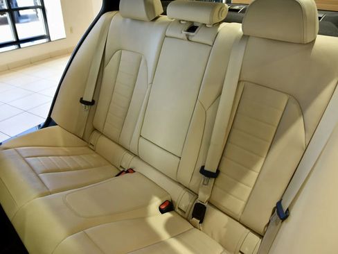 Used 2020 BMW 330i xDrive Sedan w/ Driving Assistance Package image 21