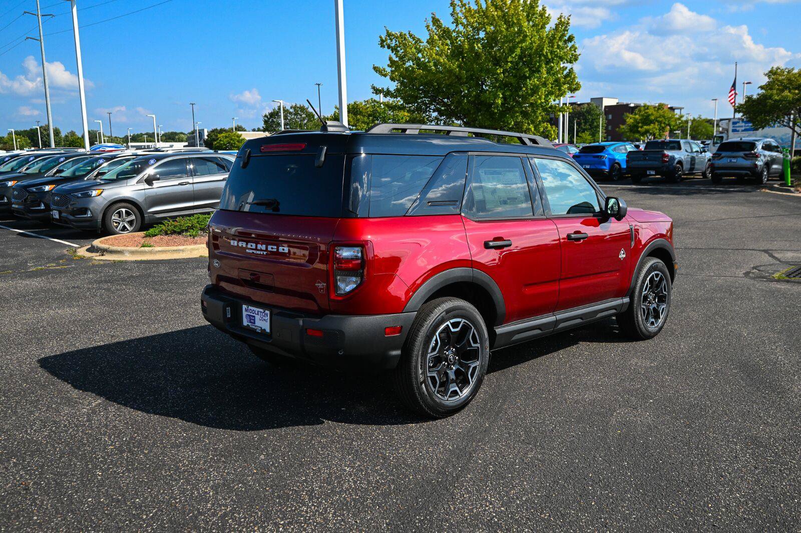 New 2026 Ford Bronco Sport Outer Banks w/ Outer Banks Tech Package+ AWD/4WD image 5