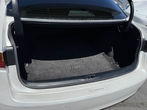 Used 2017 Lexus IS 200t w/ Navigation System Package image 8