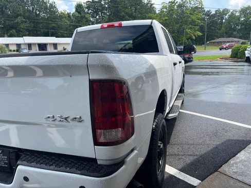 Used 2018 RAM 3500 Tradesman w/ Chrome Appearance Group image 6