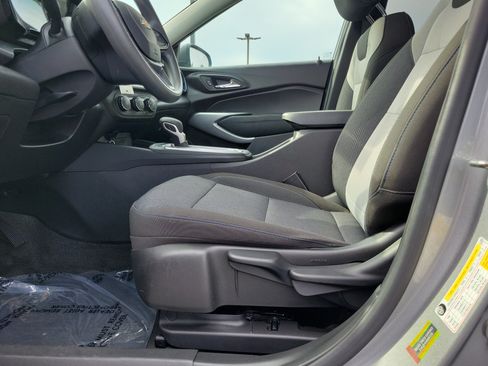 Used 2024 Chevrolet Trax LS w/ Driver Confidence Package FWD image 16