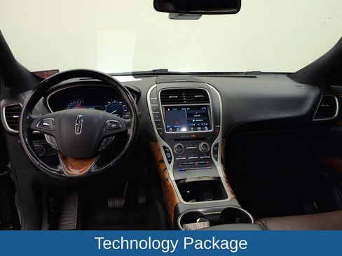 Used 2018 Lincoln MKX Reserve w/ Driver Assistance Package FWD image 7