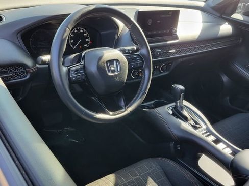 Used 2024 Honda HR-V Sport image 5