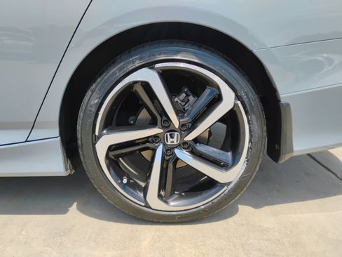 Used 2022 Honda Accord Sport image 26