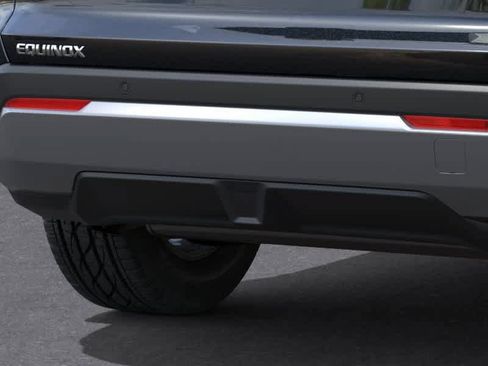 New 2026 Chevrolet Equinox LT w/ Safety and Technology Package FWD image 14