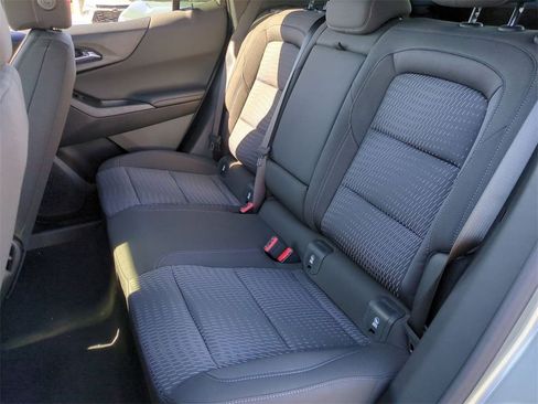 New 2025 Chevrolet Equinox LT w/ Safety and Technology Package image 24