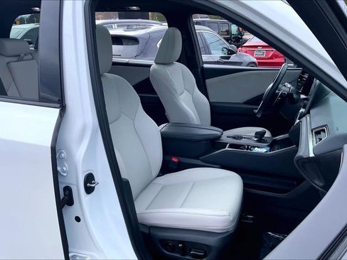 Certified 2025 Lexus TX 350 Premium w/ Technology Package image 9