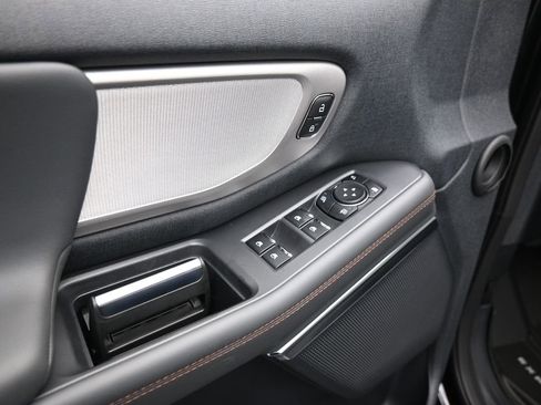 New 2025 Ford Expedition Active image 11