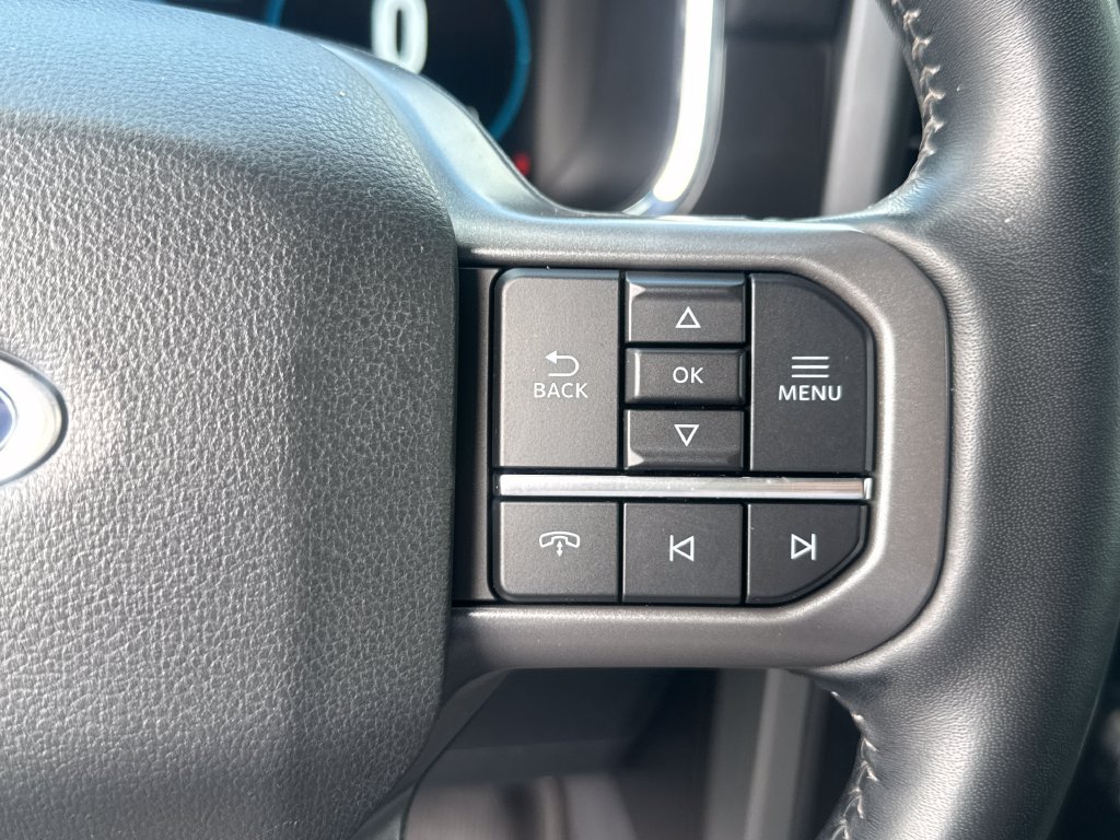 Used 2022 Ford F150 Lariat w/ Equipment Group 502A High AWD/4WD image 18