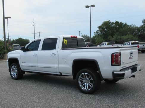 Used 2017 GMC Sierra 1500 Denali image 4