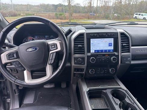 Used 2021 Ford F250 Lariat w/ Lariat Ultimate Package image 11