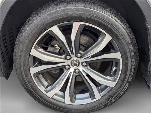 Used 2018 Lexus RX 450h AWD image 22