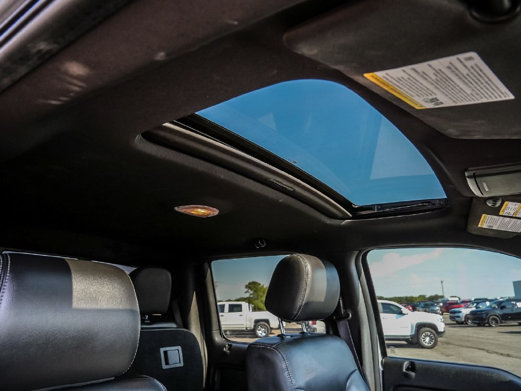 Used 2014 Ford F150 FX4 w/ Equipment Group 402A Luxury AWD/4WD image 16