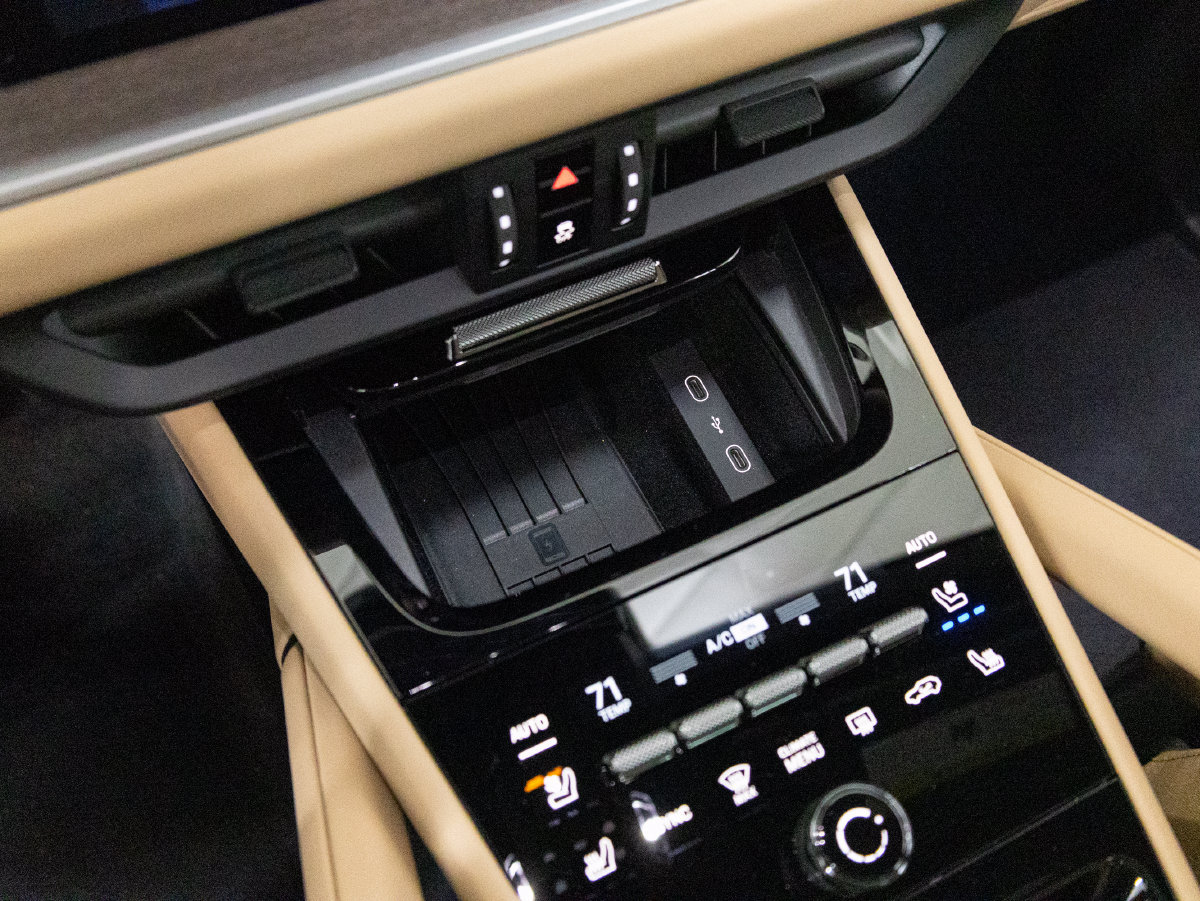 Certified 2026 Porsche Cayenne S AWD/4WD image 18