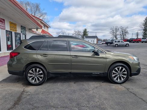 Used 2015 Subaru Outback 2.5i Limited image 16