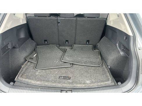 Used 2021 Volkswagen Tiguan S image 26