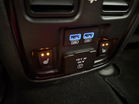 Used 2024 Dodge Durango R/T AWD/4WD image 23