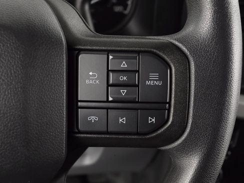 Used 2023 Ford F250 XLT w/ FX4 Off-Road Package image 9