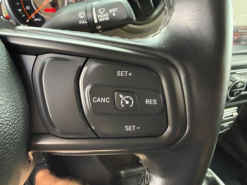 Used 2021 Jeep Wrangler Sport AWD/4WD image 19