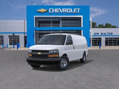 New 2025 Chevrolet Express 3500 w/ Driver Convenience Package image 8